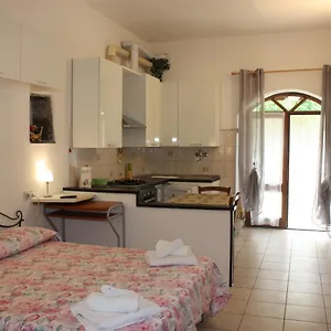 la-calla-rossa.hotelitalianriviera.com/
