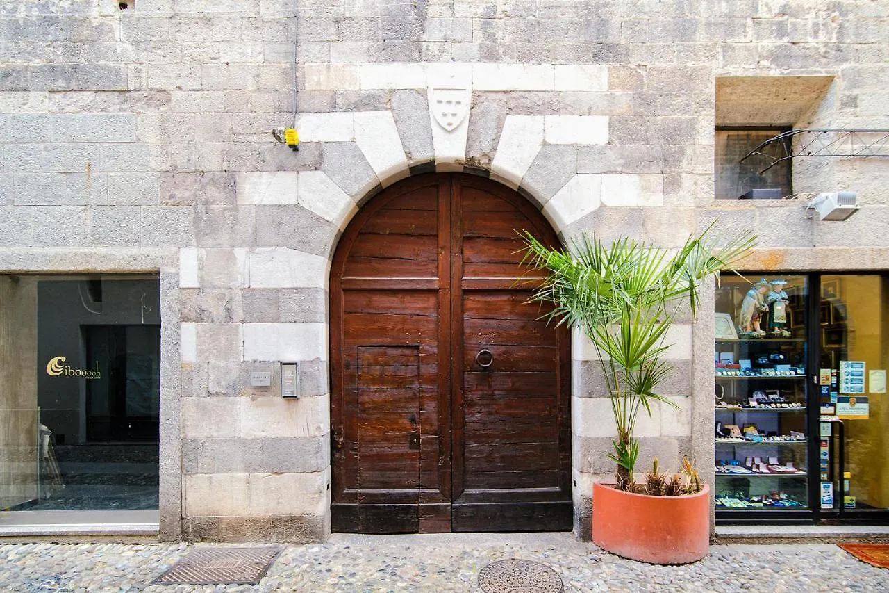 Palazzo Del Pero - The House Of Travelers Daire Como
