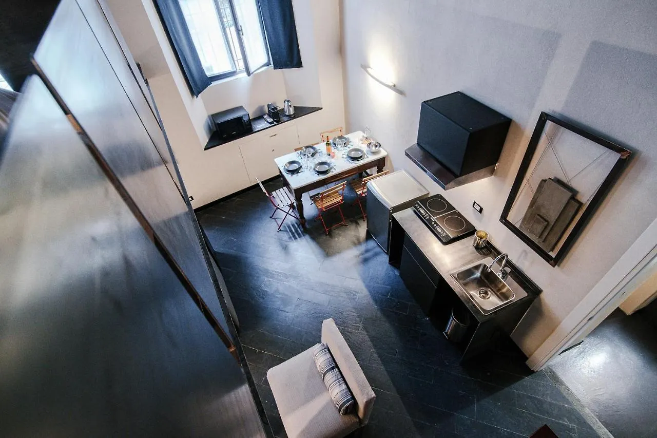 Palazzo Del Pero - The House Of Travelers Daire Como
